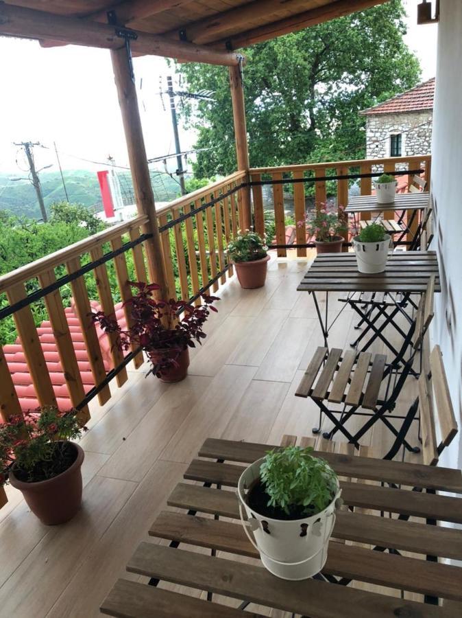 Villa Muzhaqi Nivice Luaran gambar