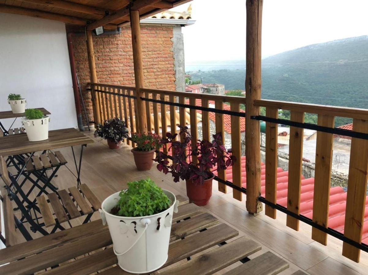 Villa Muzhaqi Nivice Luaran gambar